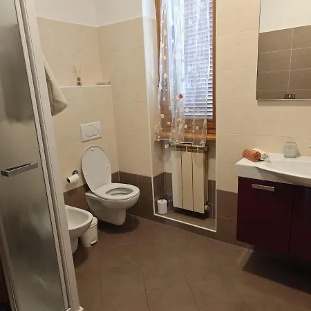Charlie's Home: With Private Parking Apartment Arezzo
