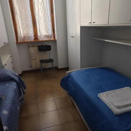 Charlie's Home: With Private Parking Apartment Arezzo